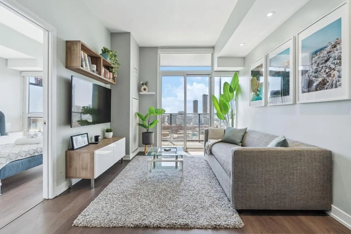 Prime Downtown Condo - St Lawrence Parking Toronto 0*,