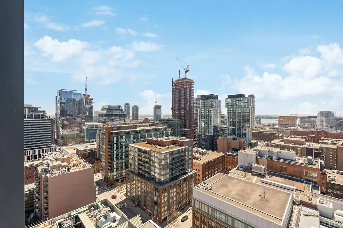 Apartment Prime Downtown Condo - St Lawrence Parking Toronto