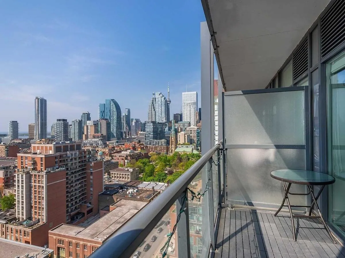 Prime Downtown Condo - St Lawrence Parking Toronto Apartment